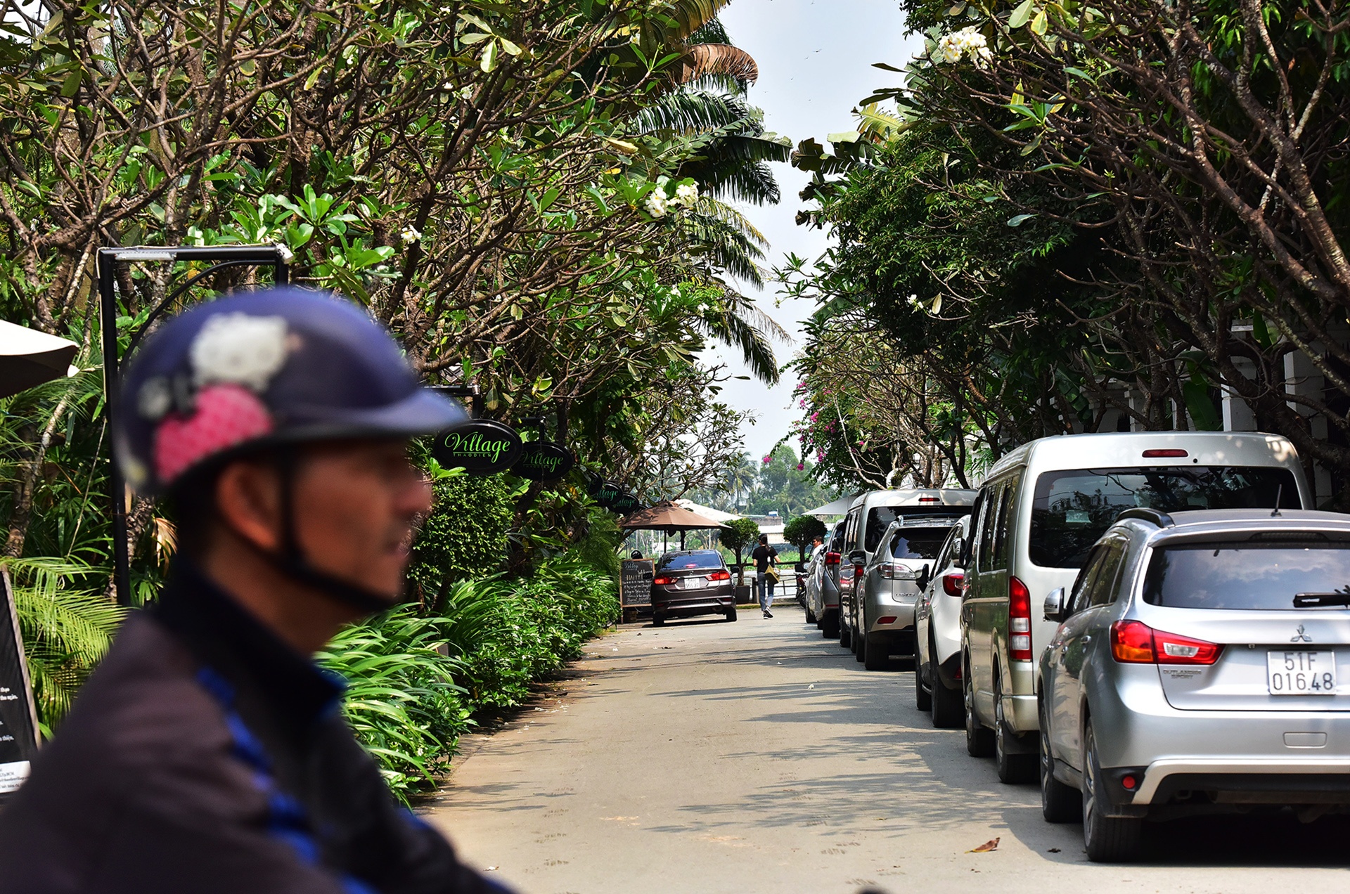 Biet thu bit kin bo song khu nha giau Thao Dien anh 17