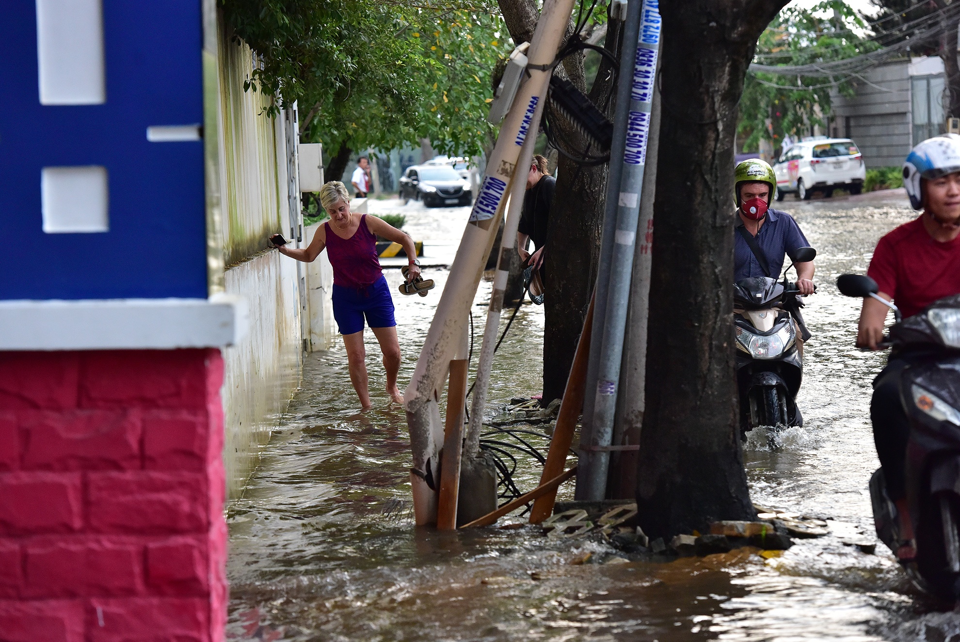 Khu nha giau Thao Dien lai menh mong nuoc vi ngap anh 5