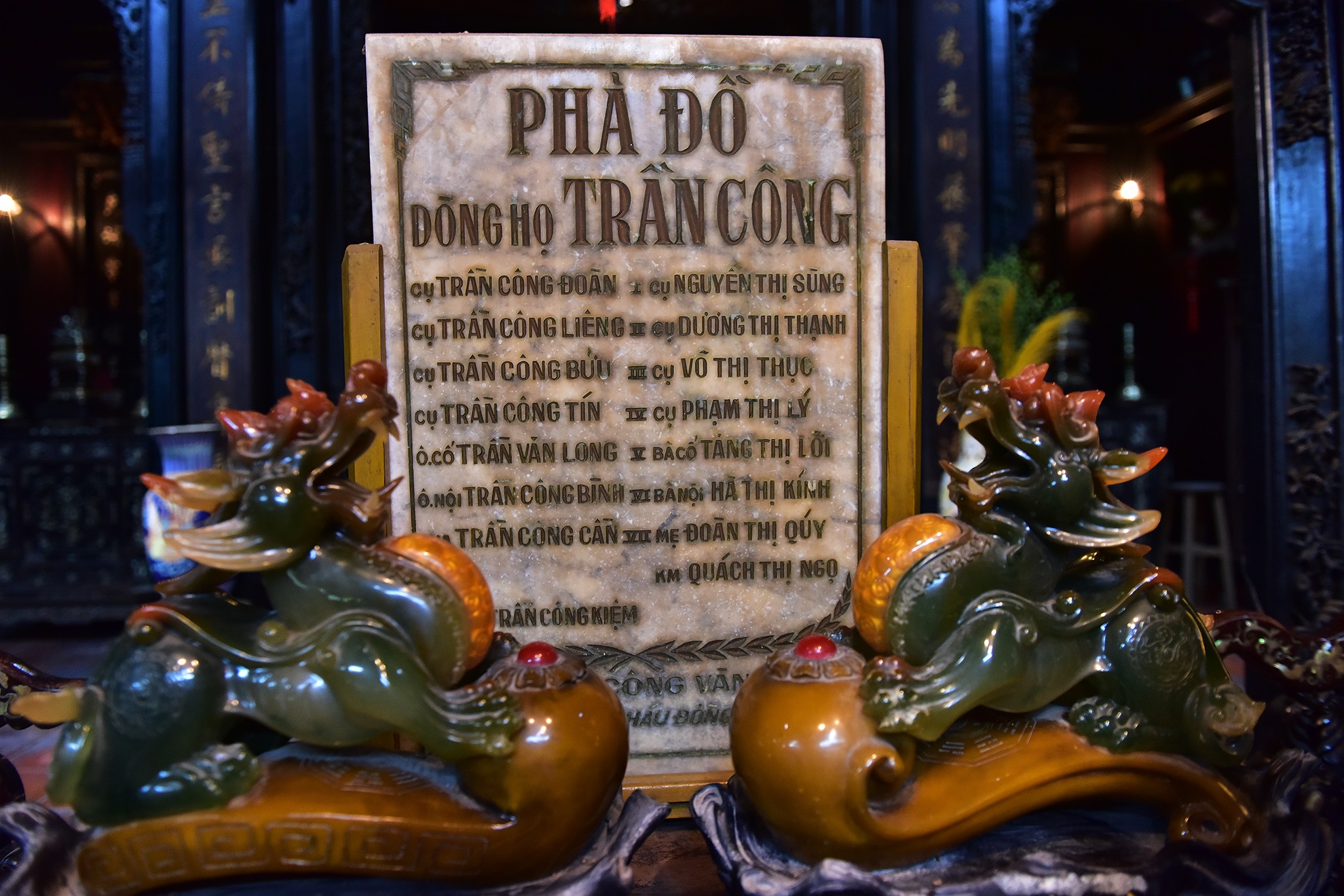 nha co tram tuoi cua dong ho Tran o Binh Duong anh 9