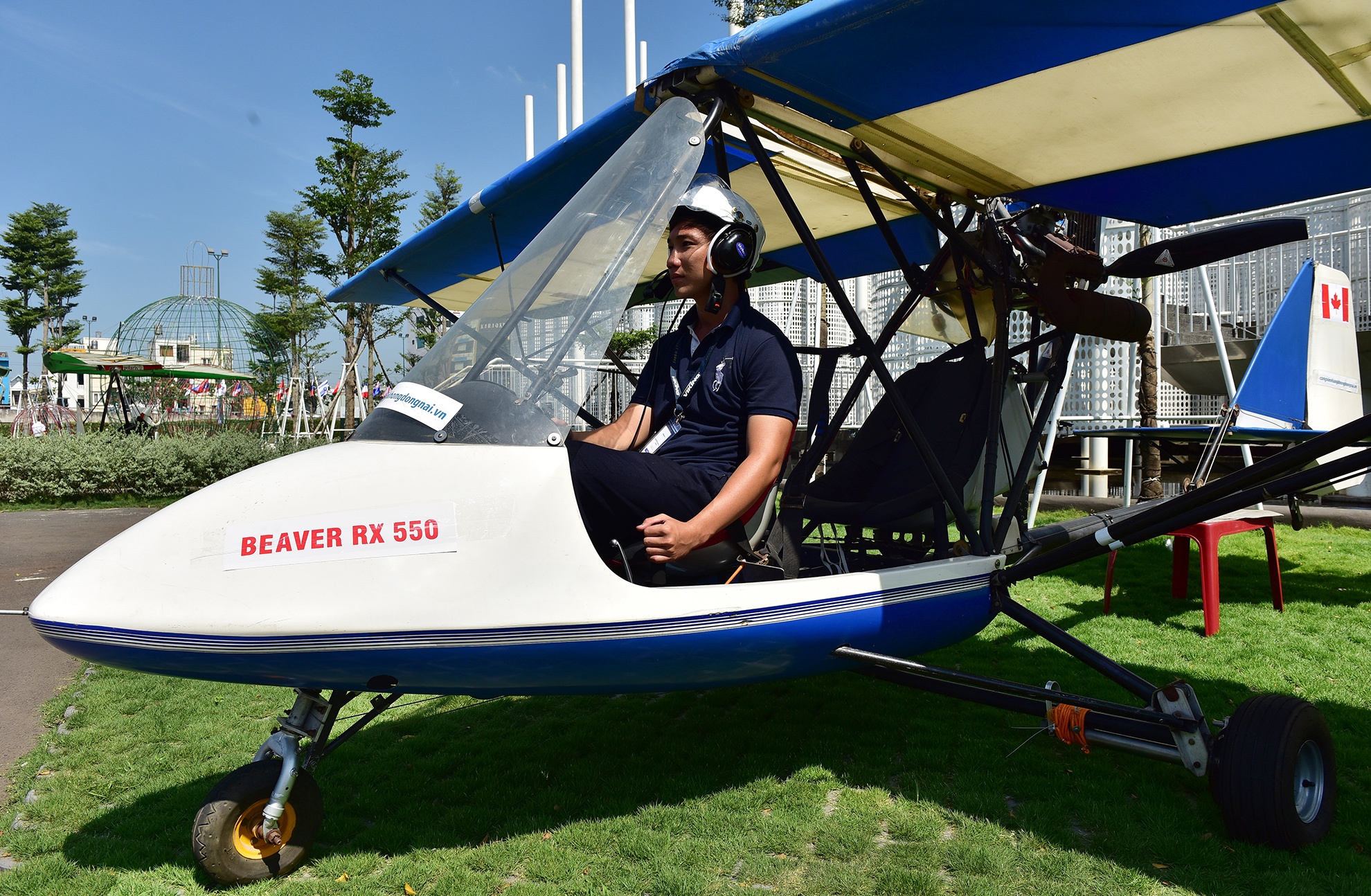 may bay sieu nhe tai trien lam hang khong o TP.HCM anh 11