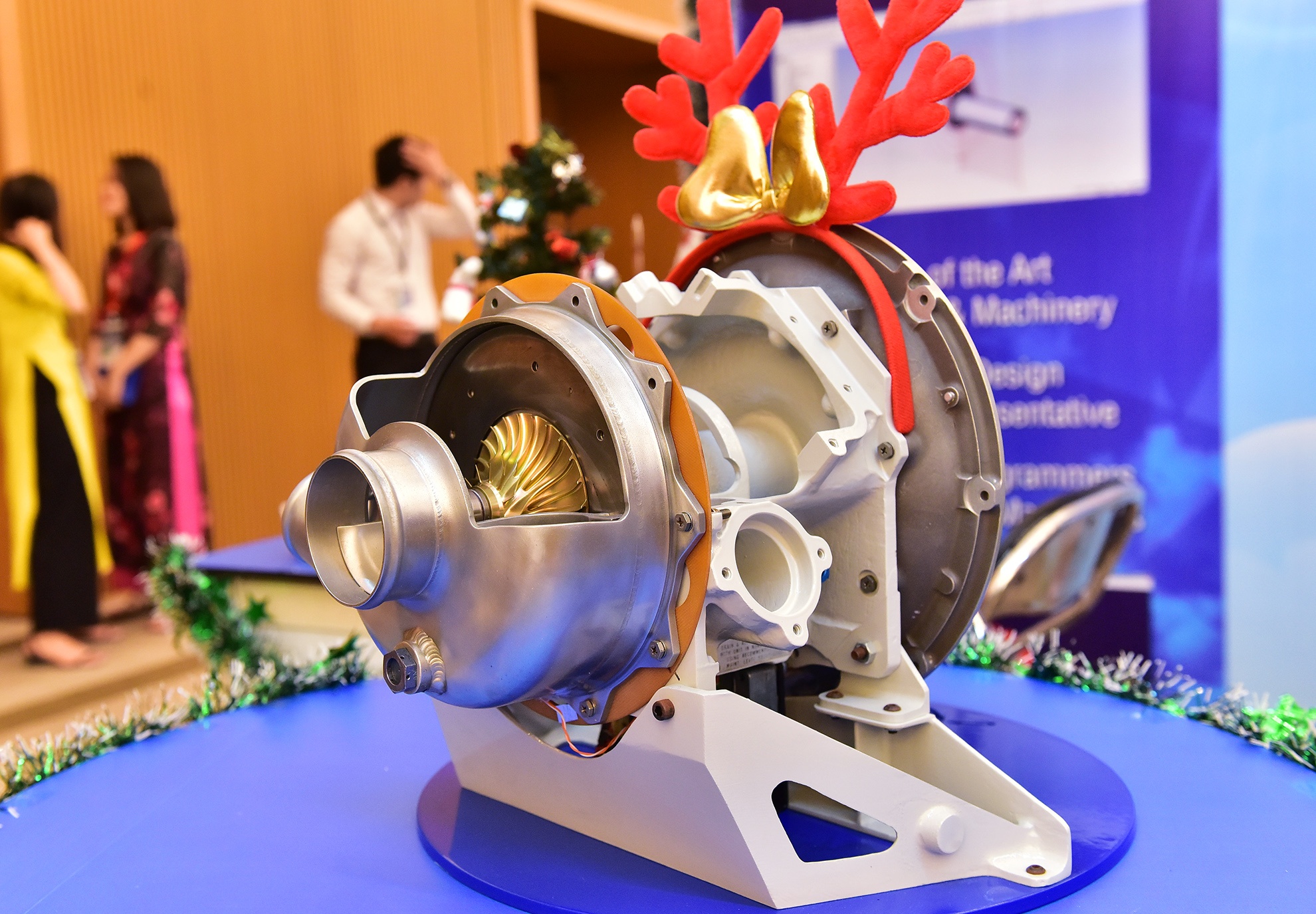 may bay sieu nhe tai trien lam hang khong o TP.HCM anh 3