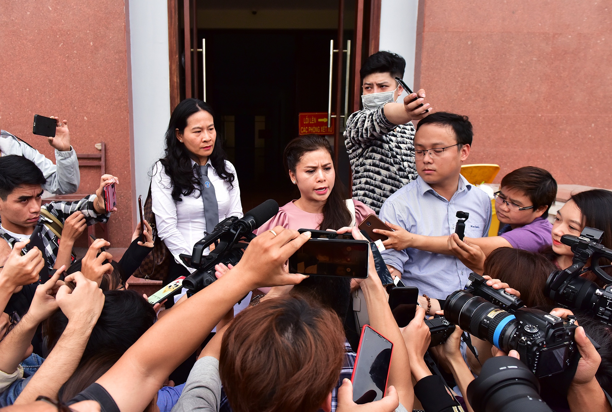 Le Hoang Diep Thao anh 7