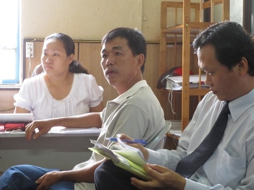 Cat nham 2 qua than: Benh vien quyet khong boi thuong hinh anh