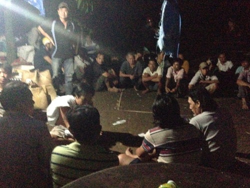 Canh sat no nhieu phat sung pha truong ga hinh anh