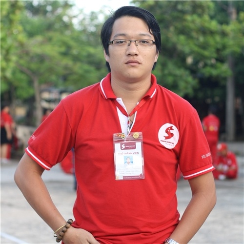 Bac si tre 23 lan hien mau cuu nguoi benh hinh anh