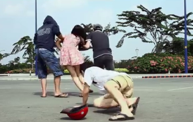 Clip noi long FA bi hoi cua hinh anh