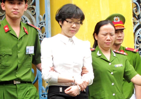 Tiep phien xu Huyen Nhu: Vu an ky luc voi nhieu dieu la hinh anh