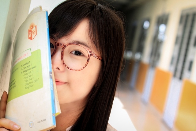 Net dep tuoi hoc tro qua ong kinh cua teen TP.HCM hinh anh