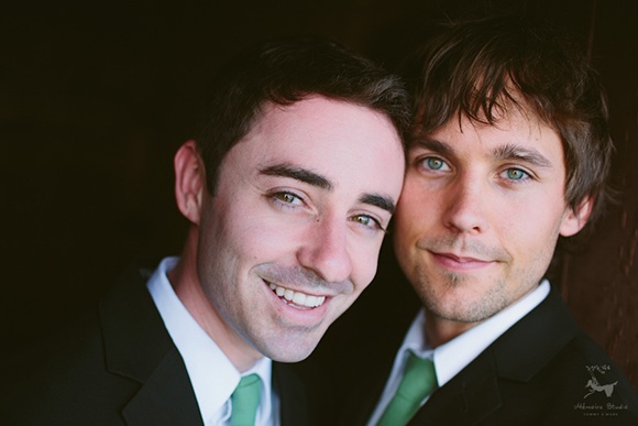 Le cuoi ngot ngao cua cap doi dong tinh nam hinh anh