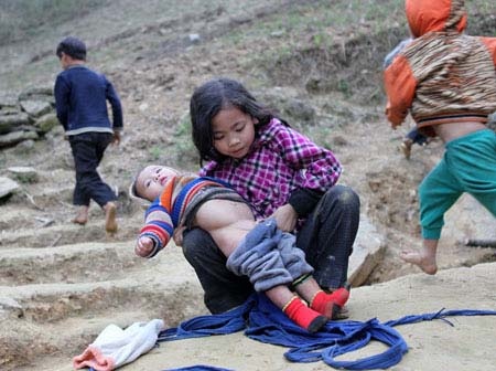 Vui buon 'be 9 tuoi lam me' hinh anh