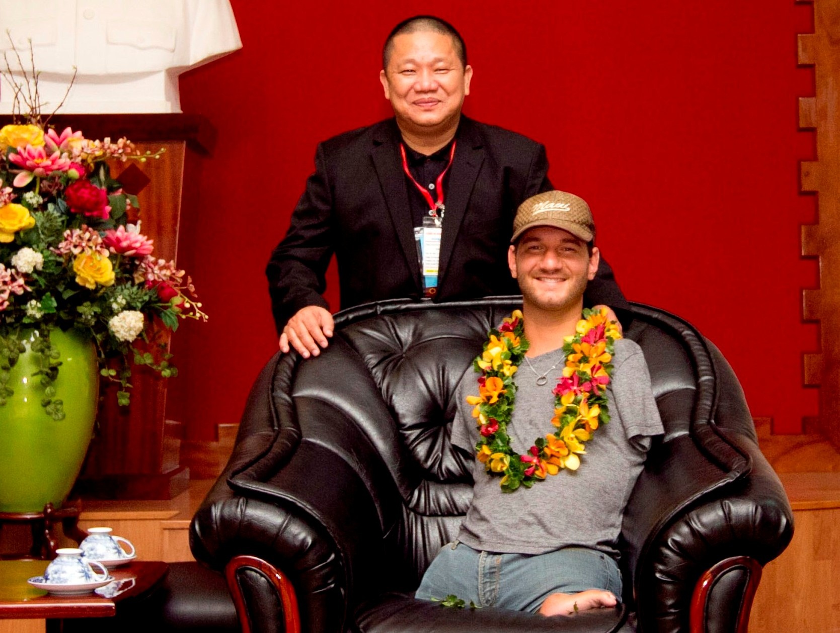 Nick Vujicic den TP.HCM trong dem mua hinh anh