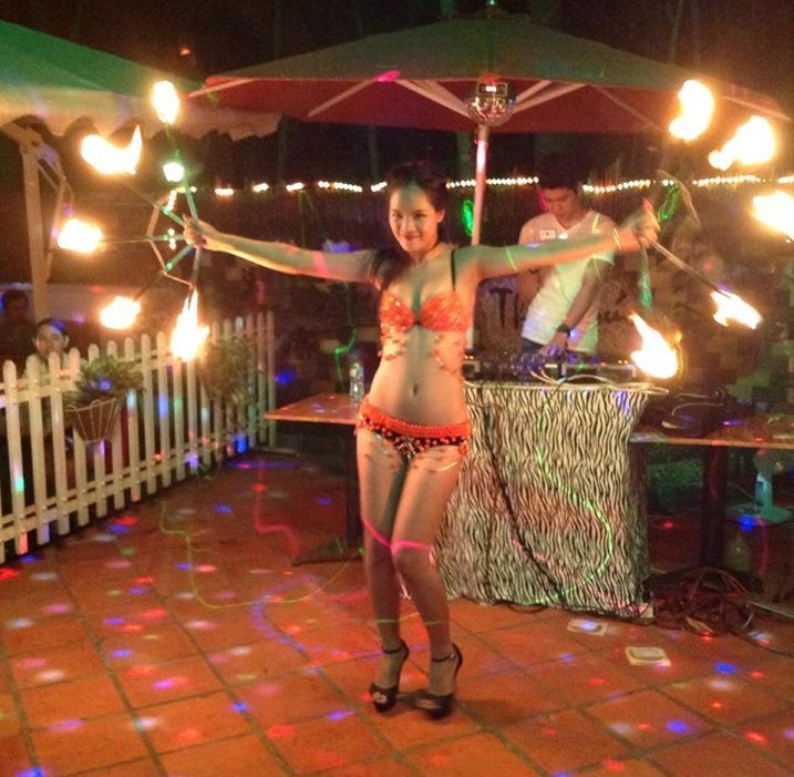 Clip My Kim mua lua hinh anh