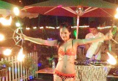 Co gai 9X lieu minh song voi nghe mua lua hinh anh