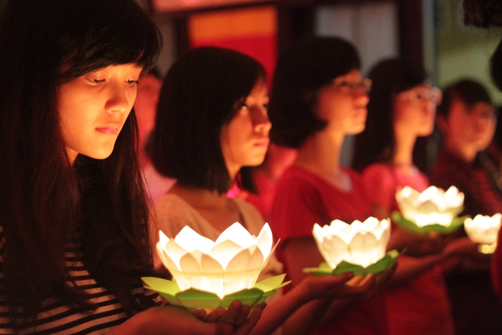 500 si tu tai Sai Gon cung thap hoa dang cau may hinh anh