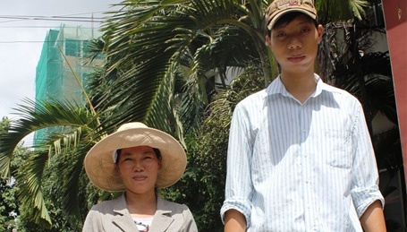 Si tu khong lo cao 2 m gay chu y tai truong thi hinh anh