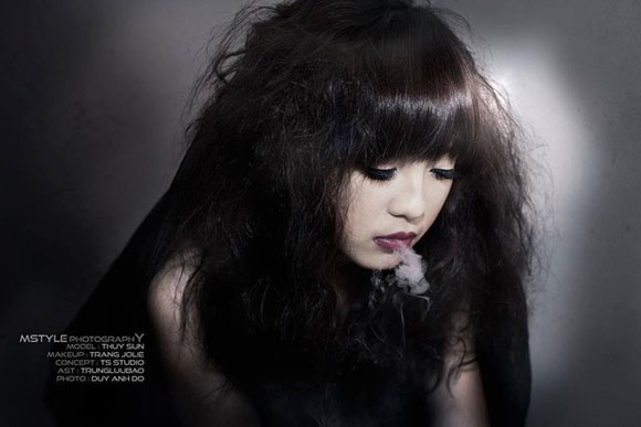 Nu sinh Ha Noi tu bien minh thanh qua den hinh anh