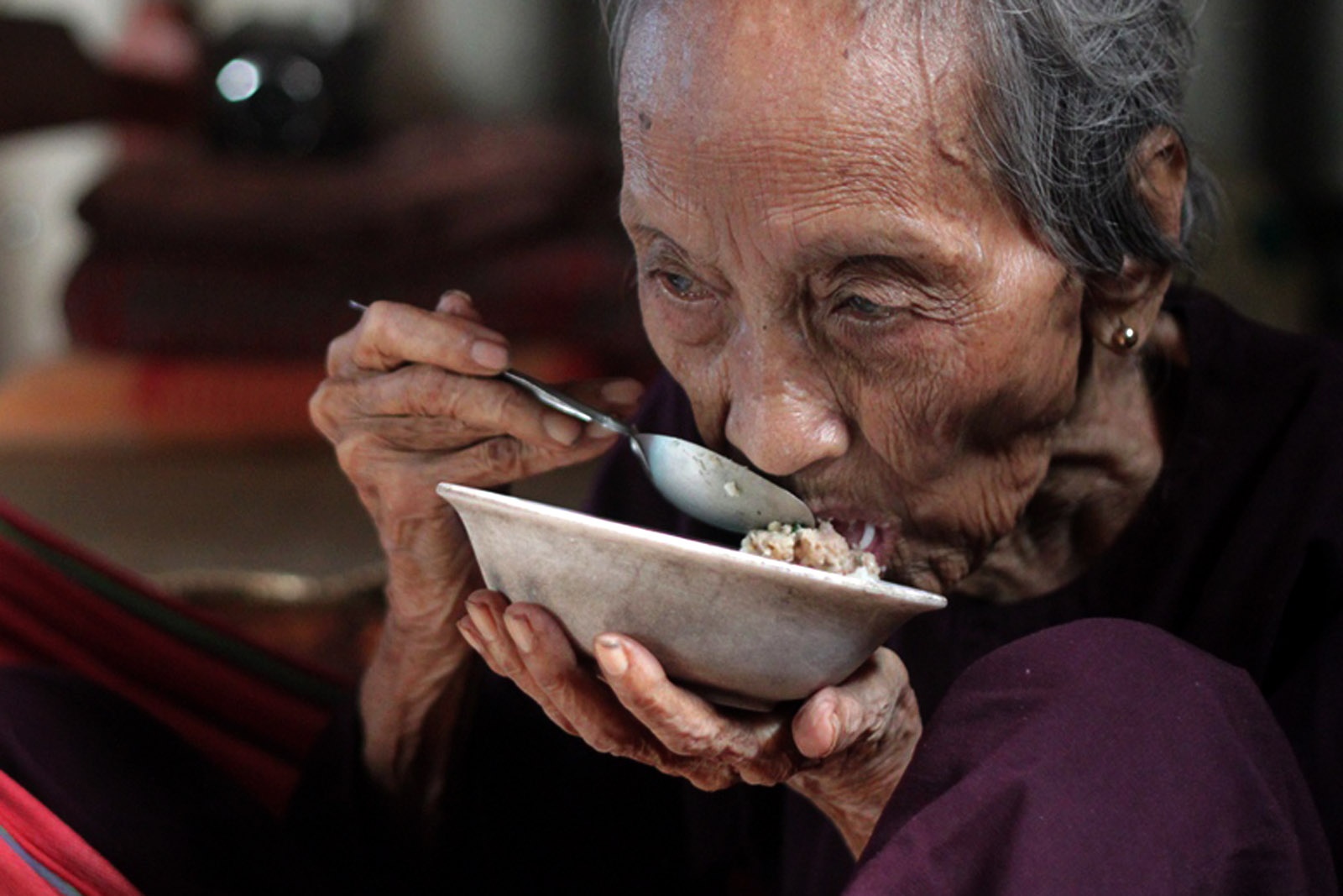 Cuoc song cua cu ba 121 tuoi lap ky luc Guinness Viet Nam hinh anh