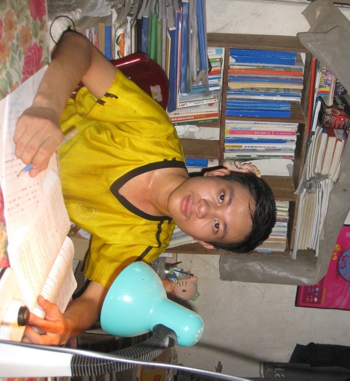 Thu khoa Bach khoa TP.HCM: 12 nam nhin an sang hinh anh