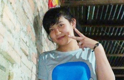 Thu khoa dai hoc tung lam phuc vu o quan ca phe hinh anh