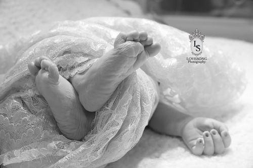 Nhiếp ảnh gia Lindsey Villatoro chia sẻ cô chưa bao giờ xúc động đến thế khi thực hiện một bộ ảnh.