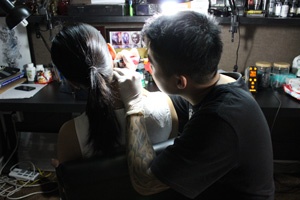 Mot xam minh nghe thuat cua gioi tre: Ca tinh va he luy hinh anh