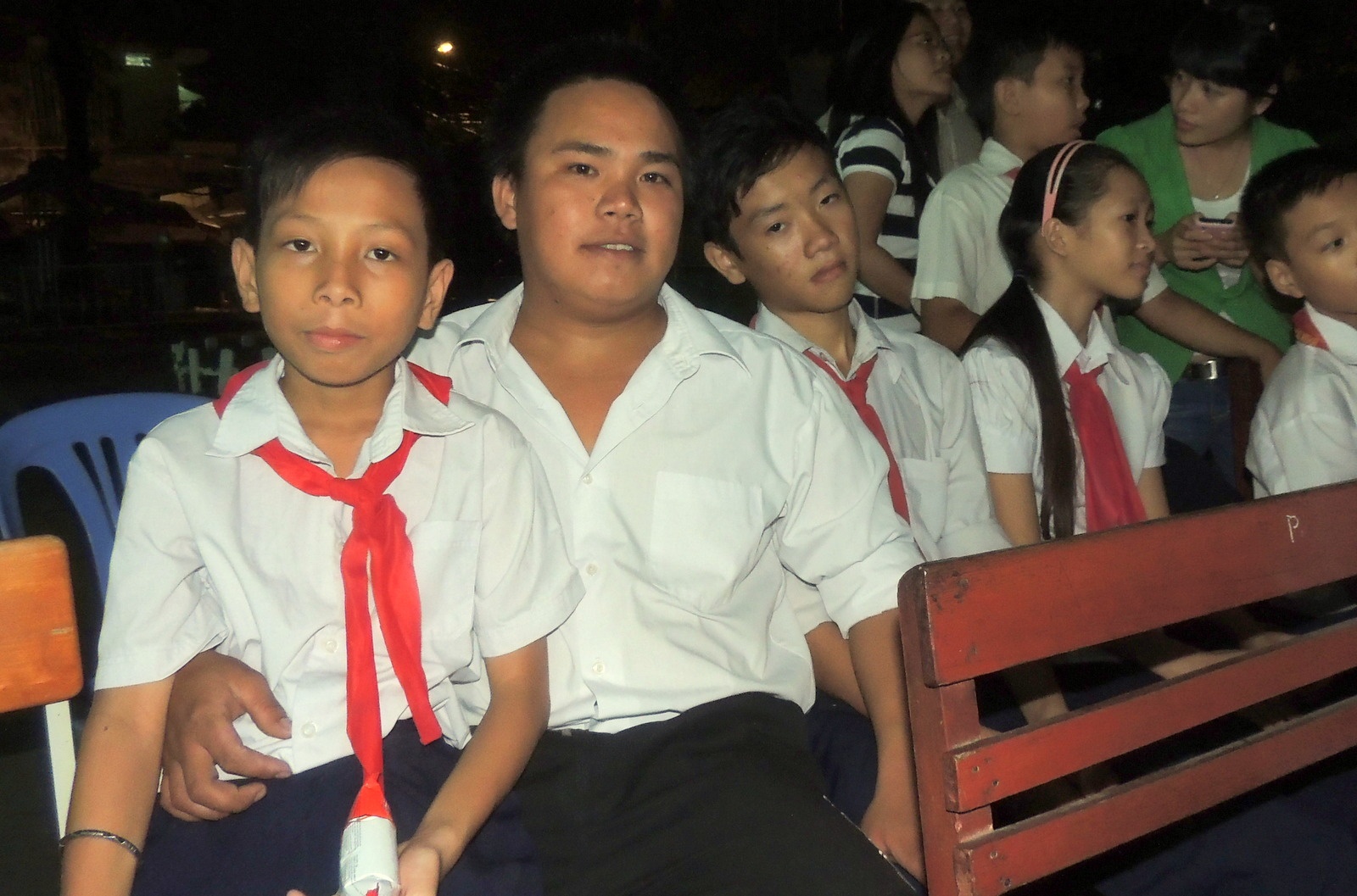 Chuyen bi hai cua chang trai 22 tuoi hoc lop 1 hinh anh