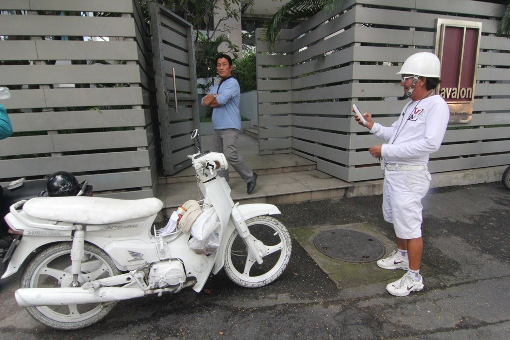 Cuoc song day mau trang cua 'Bach cong tu Sai Gon' hinh anh