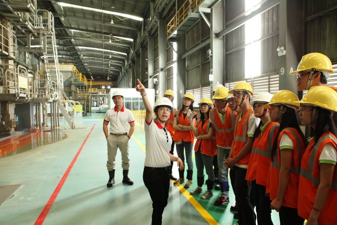 Dai su moi truong hoc quy trinh san xuat xanh o nha may giay hinh anh