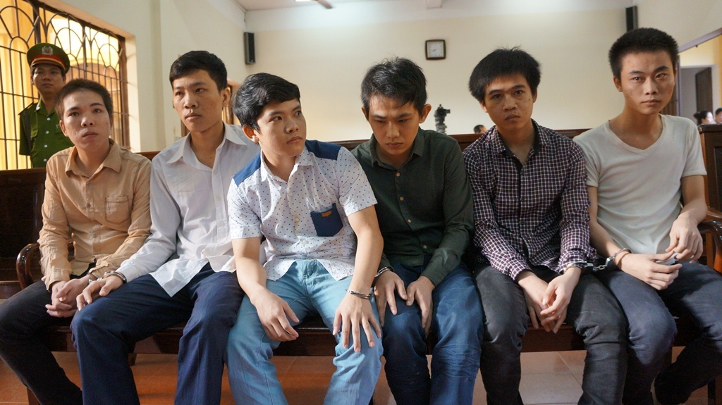 6 bị cáo tại phiên tòa.