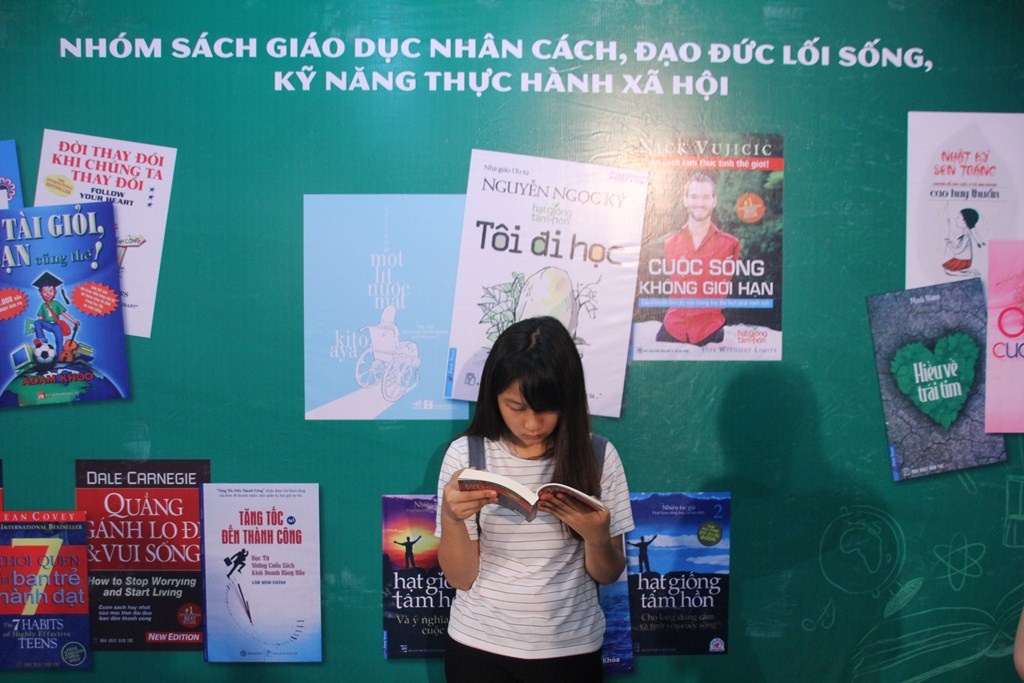 Cong bo 100 quyen sach thanh thieu nhi nen doc hinh anh