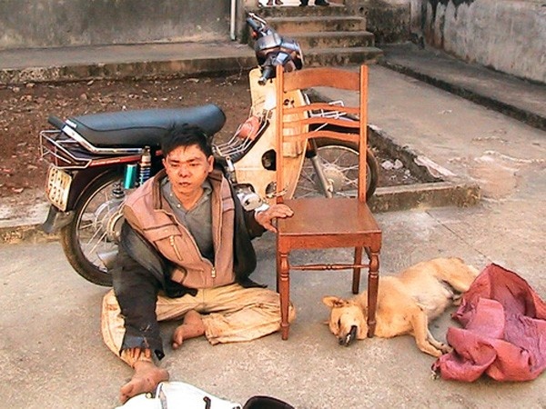 Lap nhom cuop tai san cua ke chuyen trom cho hinh anh