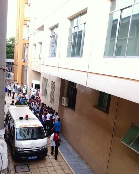 Nam thanh nien tu tu tu tang 9 dai hoc Su pham hinh anh