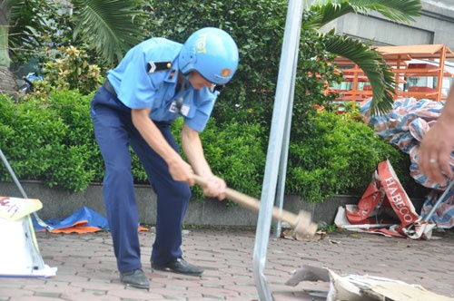 Dung bua dep diem ban banh trung thu khong phep hinh anh