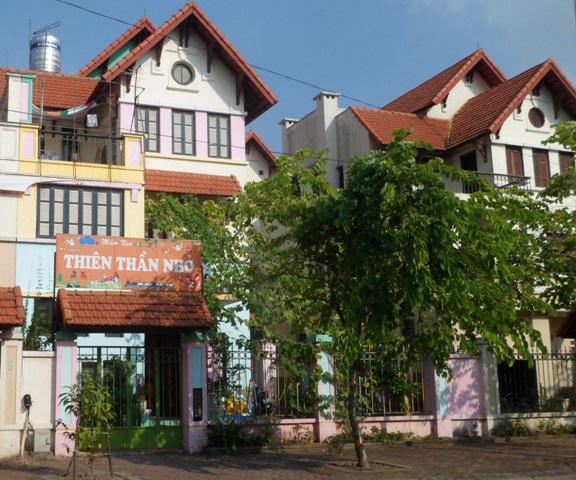 Lanh dao phong Giao duc noi gi sau vu be 1 tuoi tu vong hinh anh