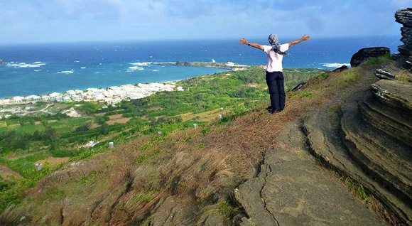 Chang 'Quy Coc Tu' noi danh cua lang phuot hinh anh