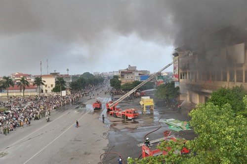 Lanh dao PCCC Hai Duong tran tinh viec ‘xe khong co nuoc’ hinh anh