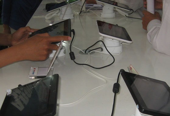 Chieu trom 'de xin' trong cua hang hinh anh