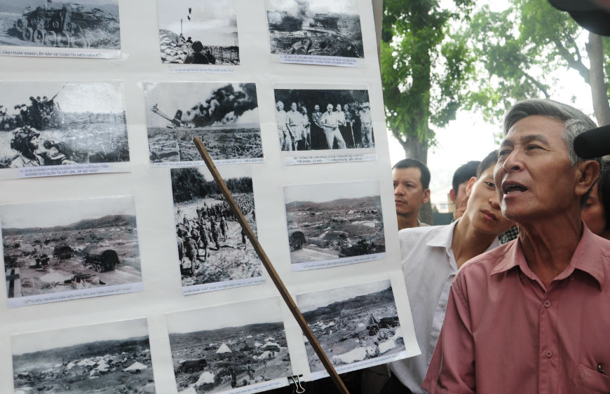 Ong giao gia trang dem dan anh hiem den vieng Dai tuong hinh anh