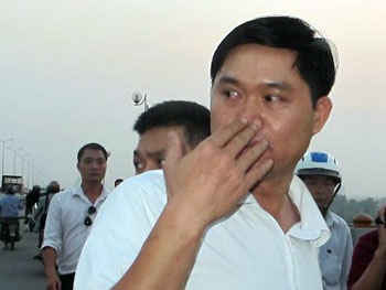 Co so de khoi to bac si Tuong toi danh giet nguoi hinh anh