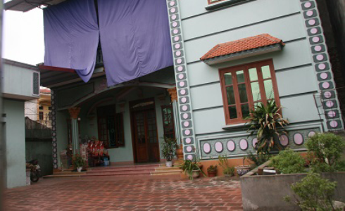 Giet ban than truoc dien tho cua gia dinh hinh anh