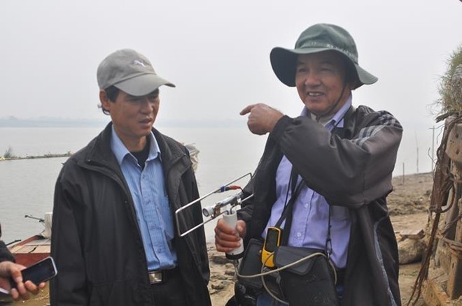 Gia dinh tim thi the chi Huyen o Van Dien hinh anh