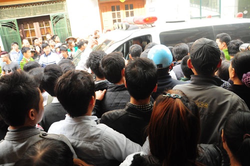 Ke cuong sat vo chong ong giao no tien co bac hinh anh