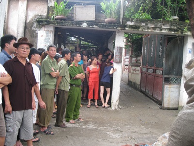 Con cam dao dam chet bo hinh anh