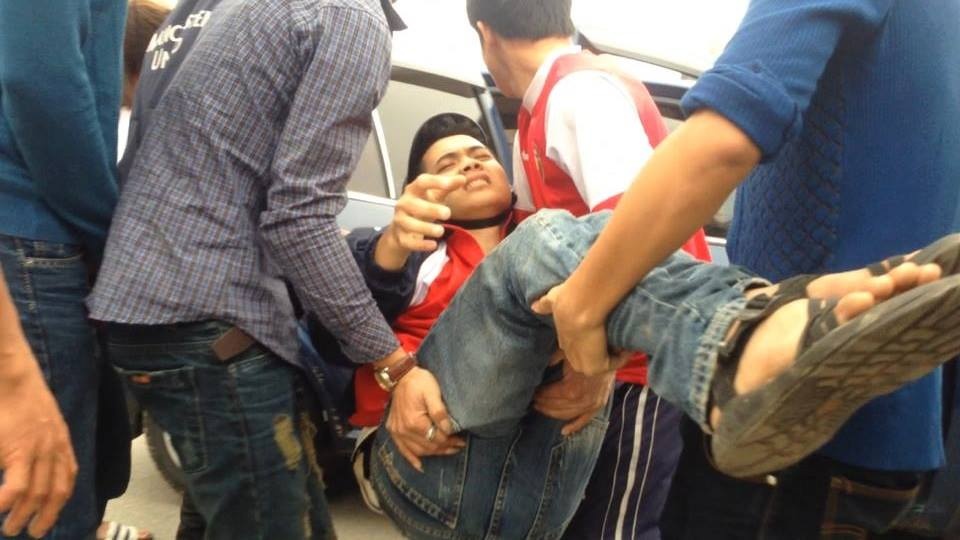 Clip o to lui, de len doi nam nu di duong hinh anh