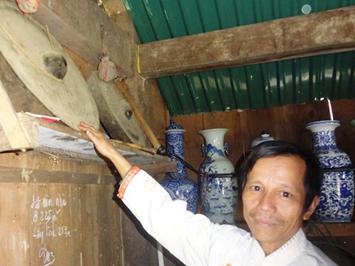 Chu 'kho bau' giua rung Tay Nguyen doi mat ke cuop hinh anh