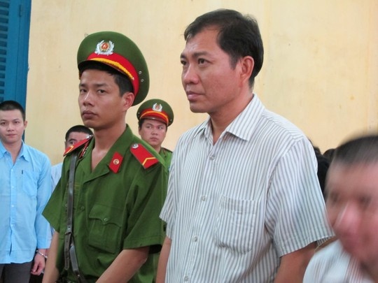 Muoi nam tu cho cuu chanh thanh tra nhan hoi lo hinh anh