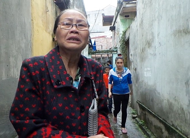 Nguoi me ke danh chau be 8 tuoi bi gia dinh 'tu mat' hinh anh