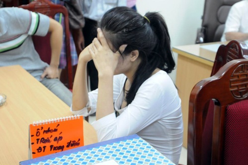 9X tung anh gai ban dam len mang de kiem tien hinh anh