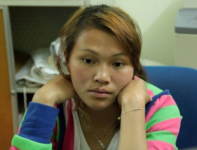 Hai phu nu Viet suyt mac bay ke buon nguoi hinh anh