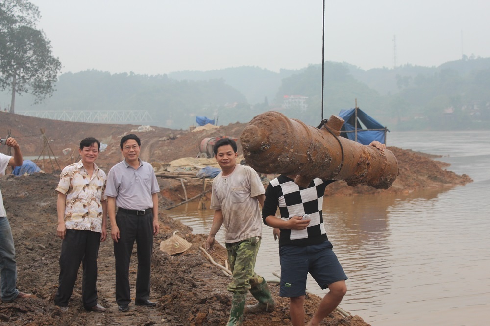 Ke song, phat hien sung than cong thoi Minh Mang hinh anh